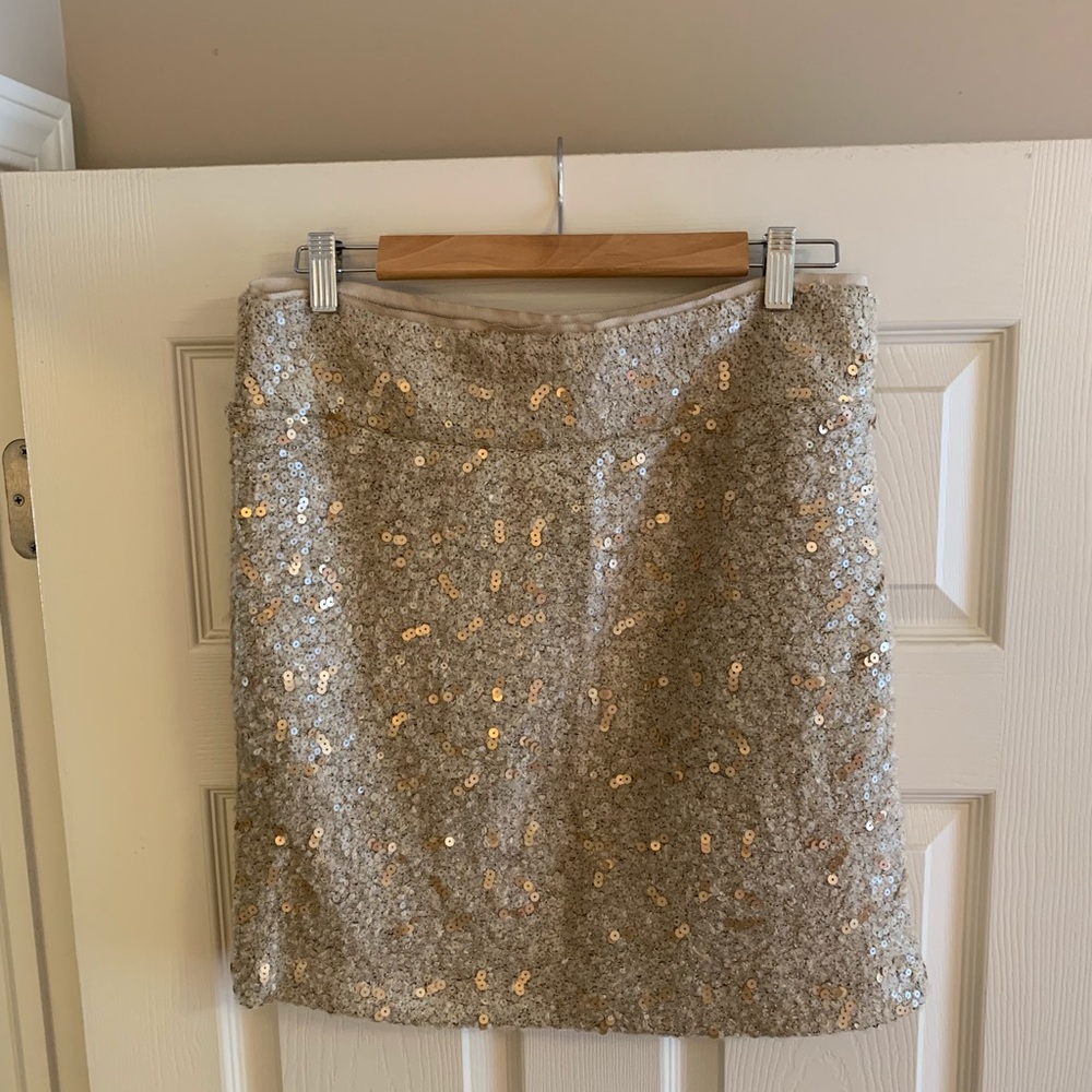 Banana Republic Sequined Mini Skirt Beige/Gold, Size 6